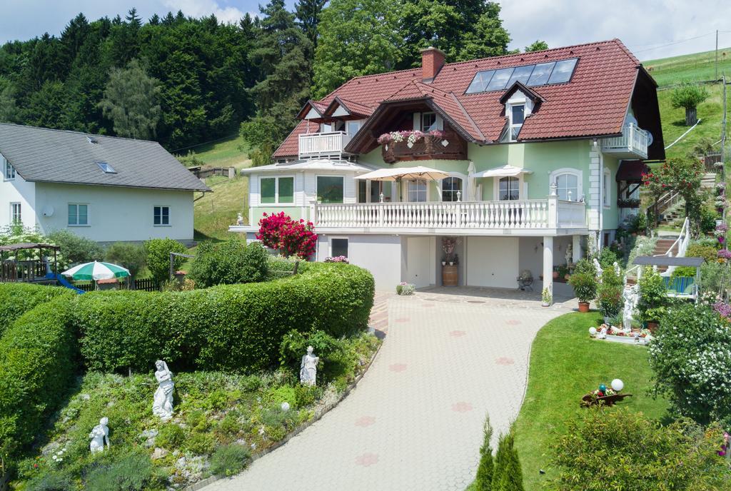 Privatzimmer Haus Gschweitl Semriach Exterior foto